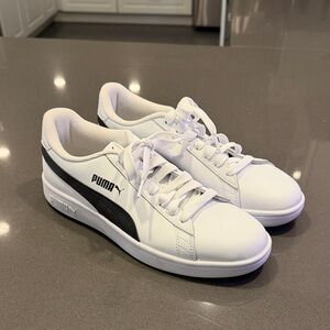 Puma Classic White and Black Sneakers - size 8